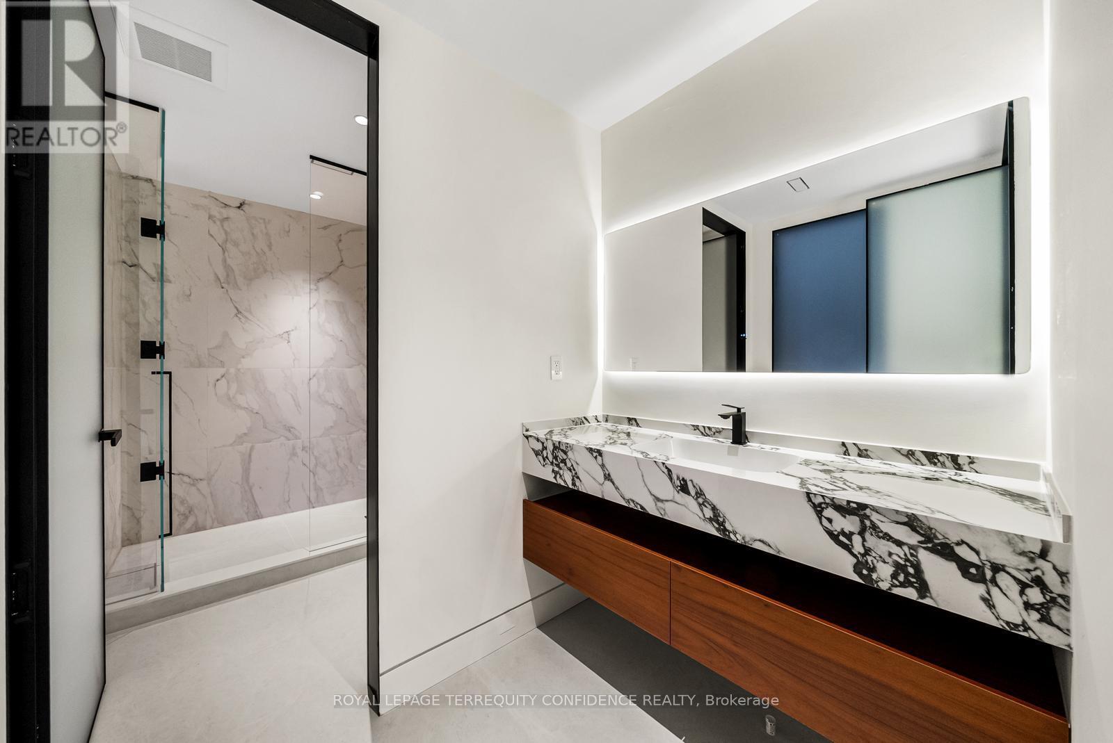 281 Kerrybrook Drive, Richmond Hill, Ontario  L4C 3R2 - Photo 43 - N12729020