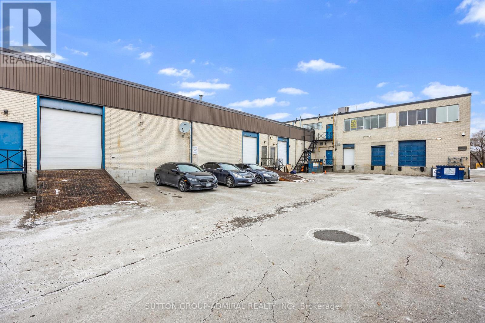 1019 Finch Avenue W, Toronto, Ontario  M3J 2C7 - Photo 17 - W12518412