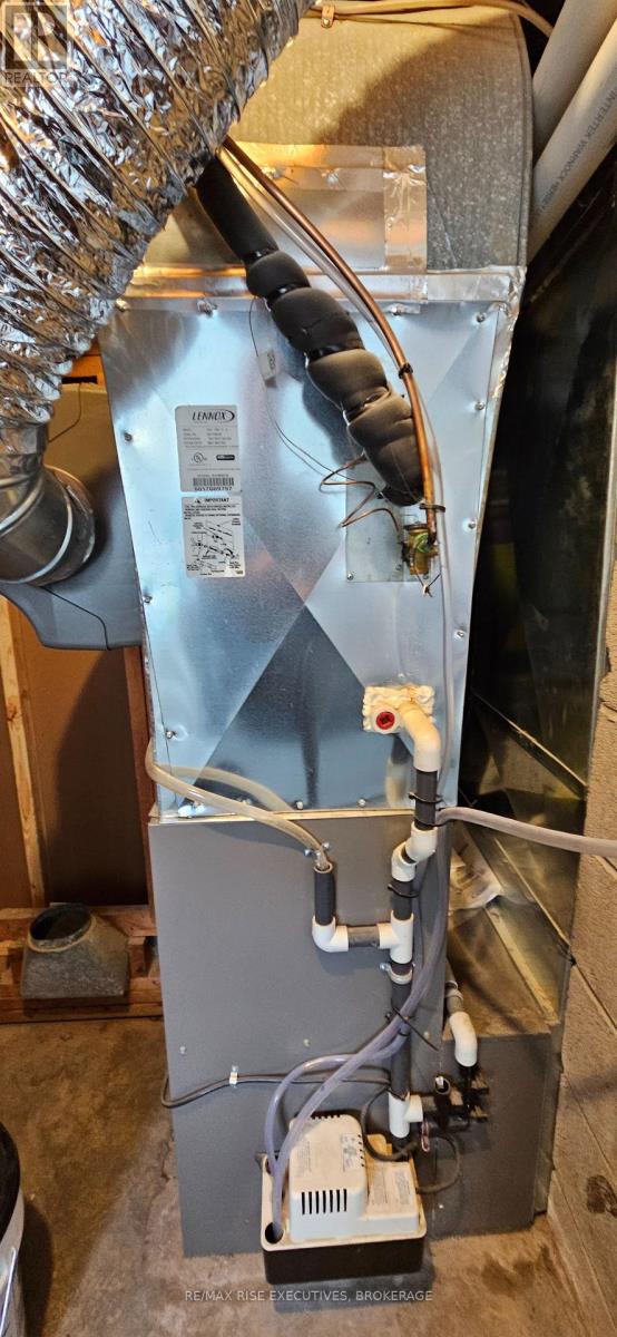 1453 Woodfield Crescent, Kingston, Ontario  K7P 2V4 - Photo 30 - X12733034