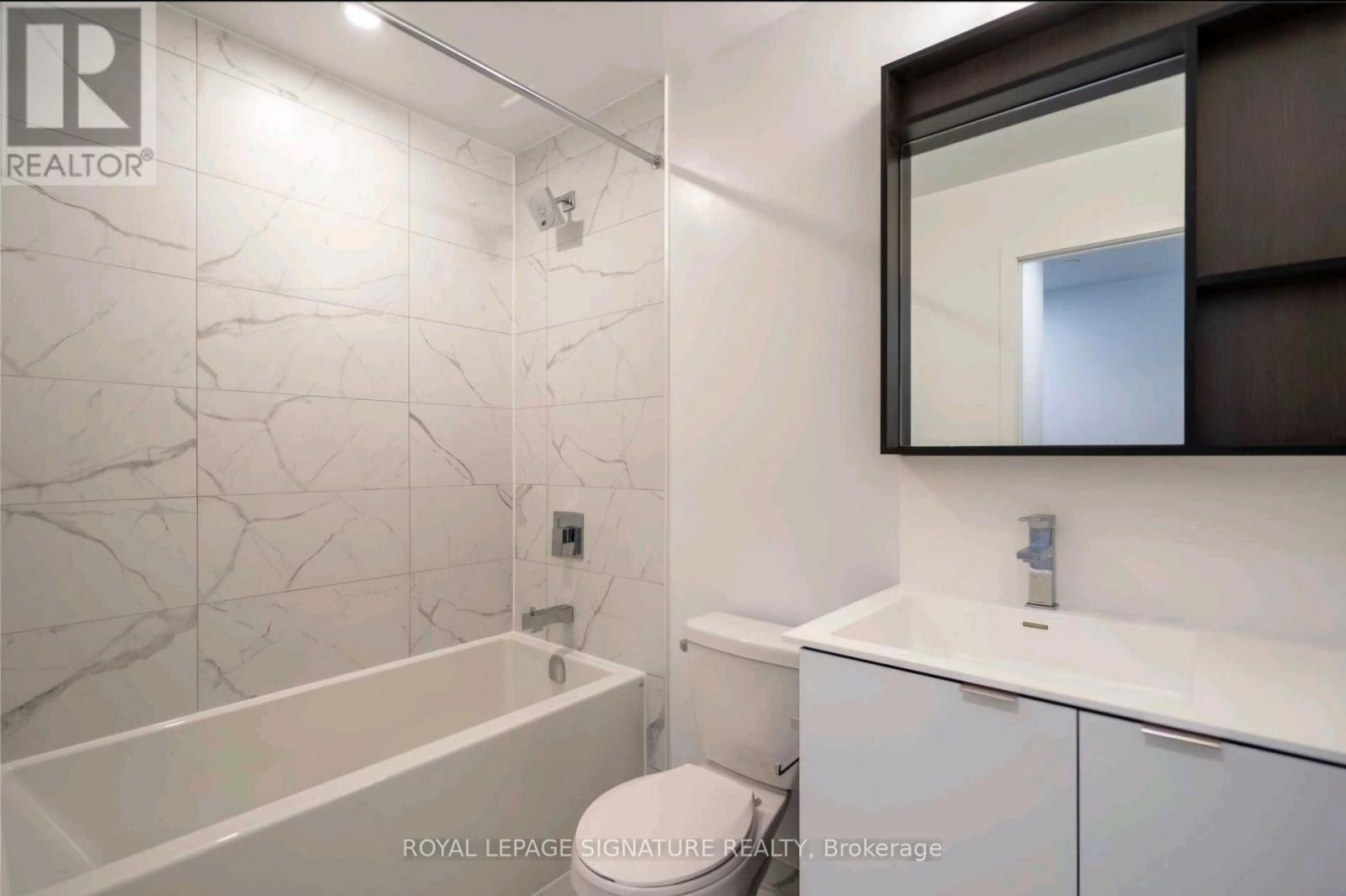 1801 - 4065 Confederation Parkway, Mississauga, Ontario  L5B 0L4 - Photo 11 - W12733640