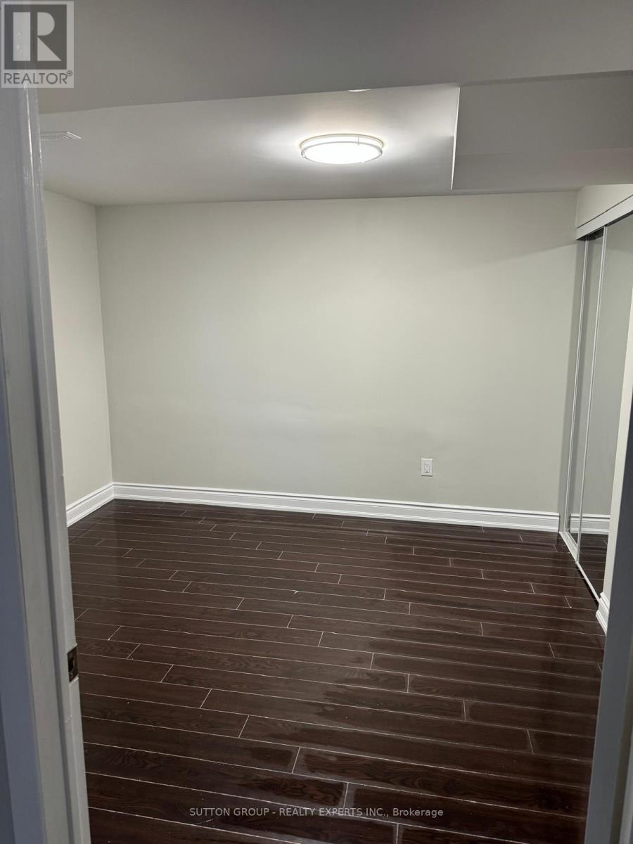 66 Leacrest Street, Brampton, Ontario  L6S 3K6 - Photo 3 - W12733648