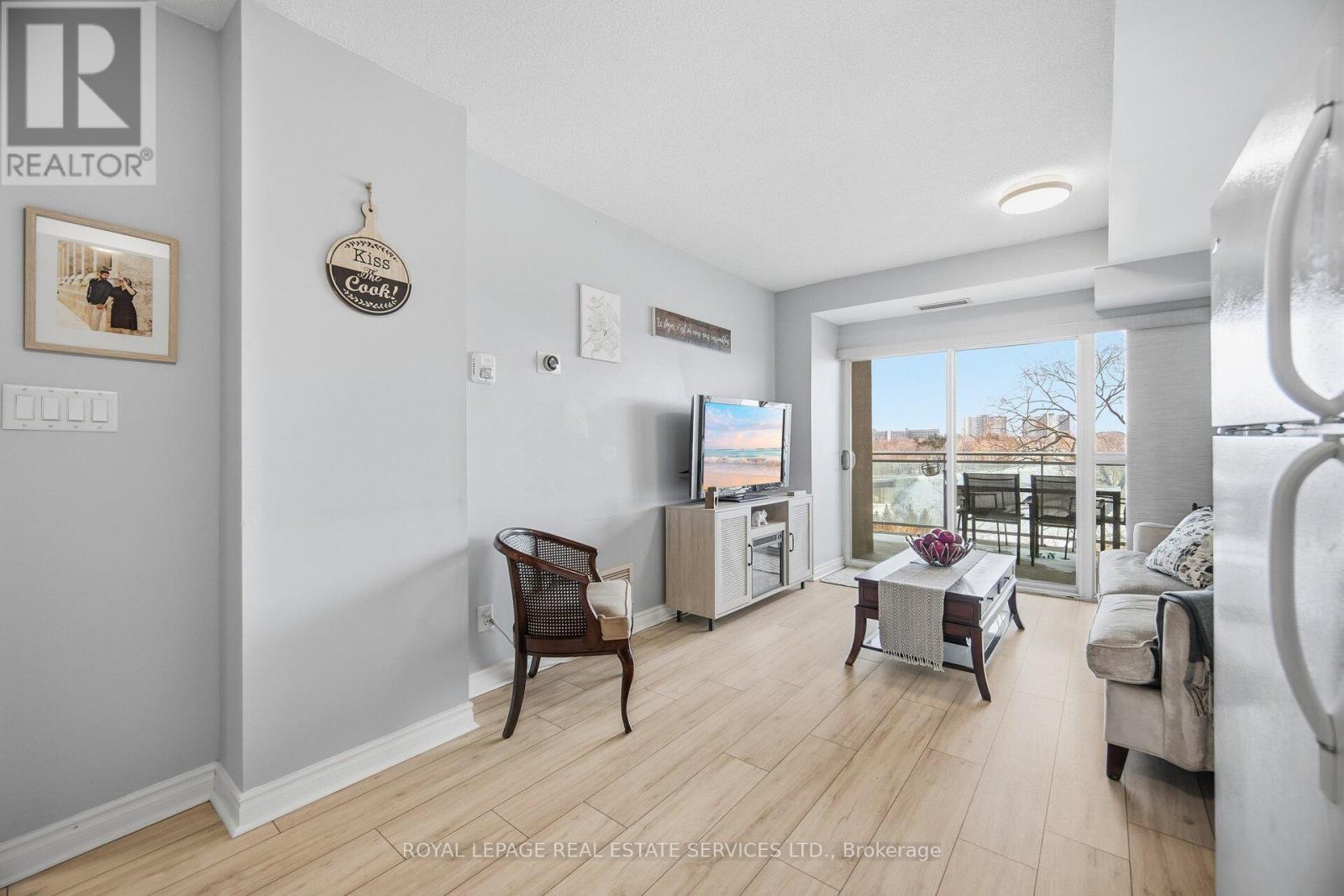 711 - 2464 Weston Road, Toronto, Ontario  M9N 0A2 - Photo 11 - W12733656