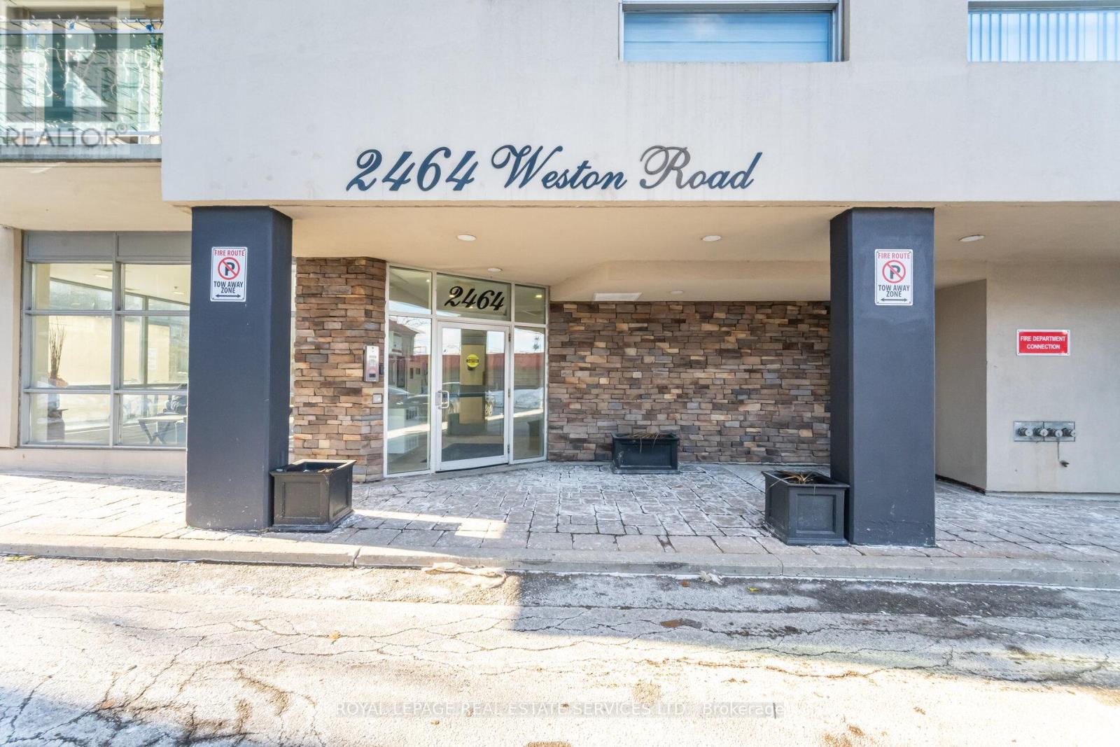 711 - 2464 Weston Road, Toronto, Ontario  M9N 0A2 - Photo 2 - W12733656