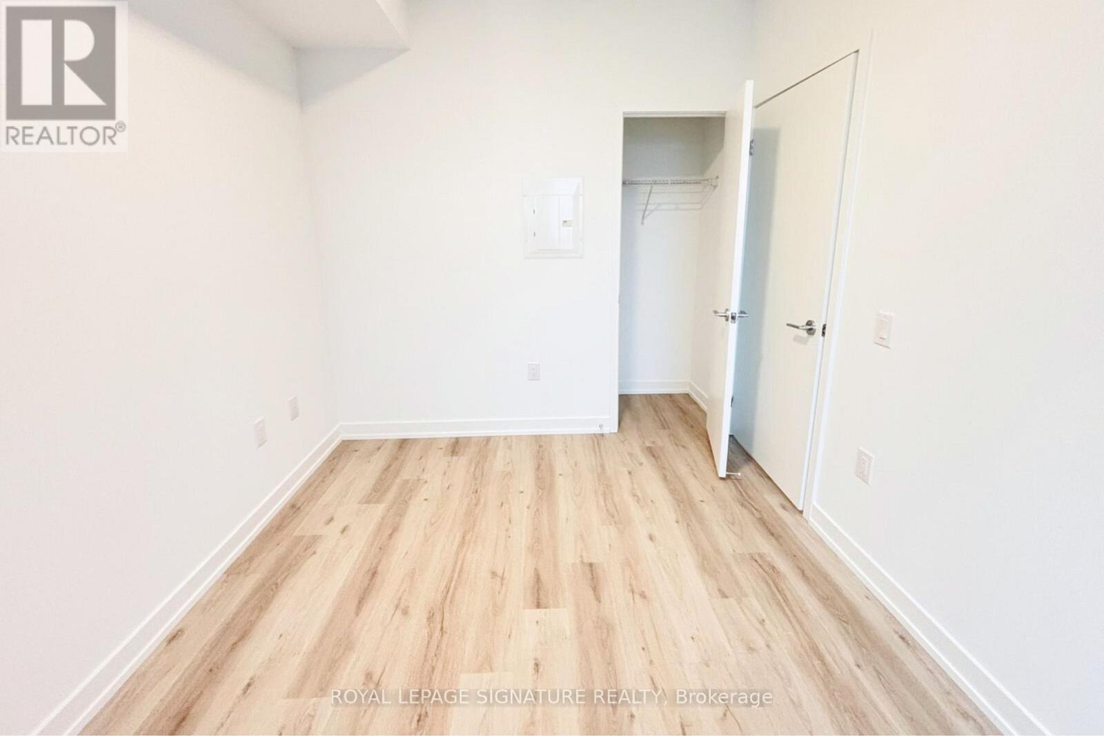 4706 - 395 Square One Drive, Mississauga, Ontario  L5B 0P6 - Photo 12 - W12733664