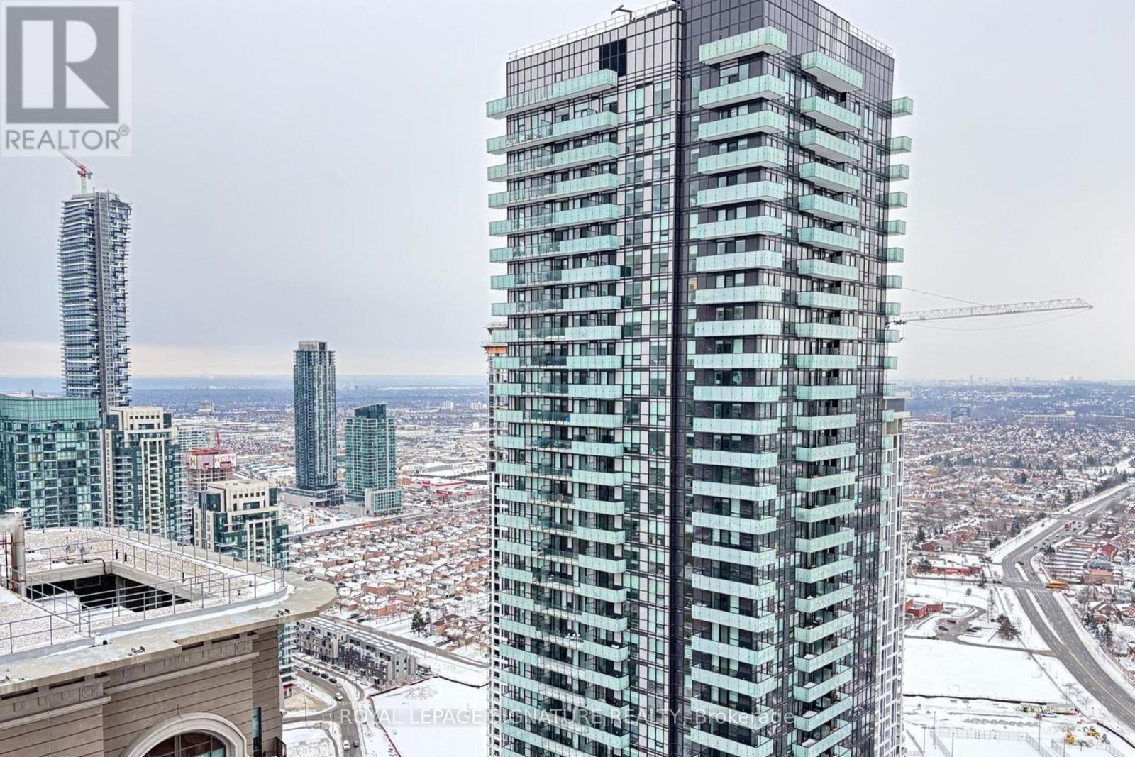 4706 - 395 Square One Drive, Mississauga, Ontario  L5B 0P6 - Photo 15 - W12733664