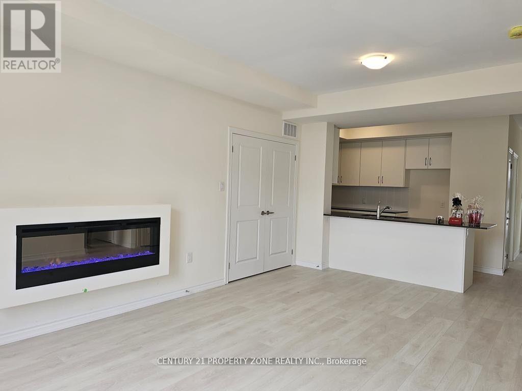 81 - 25 Knotsberry Circle, Brampton, Ontario  L6Y 6G1 - Photo 2 - W12733670