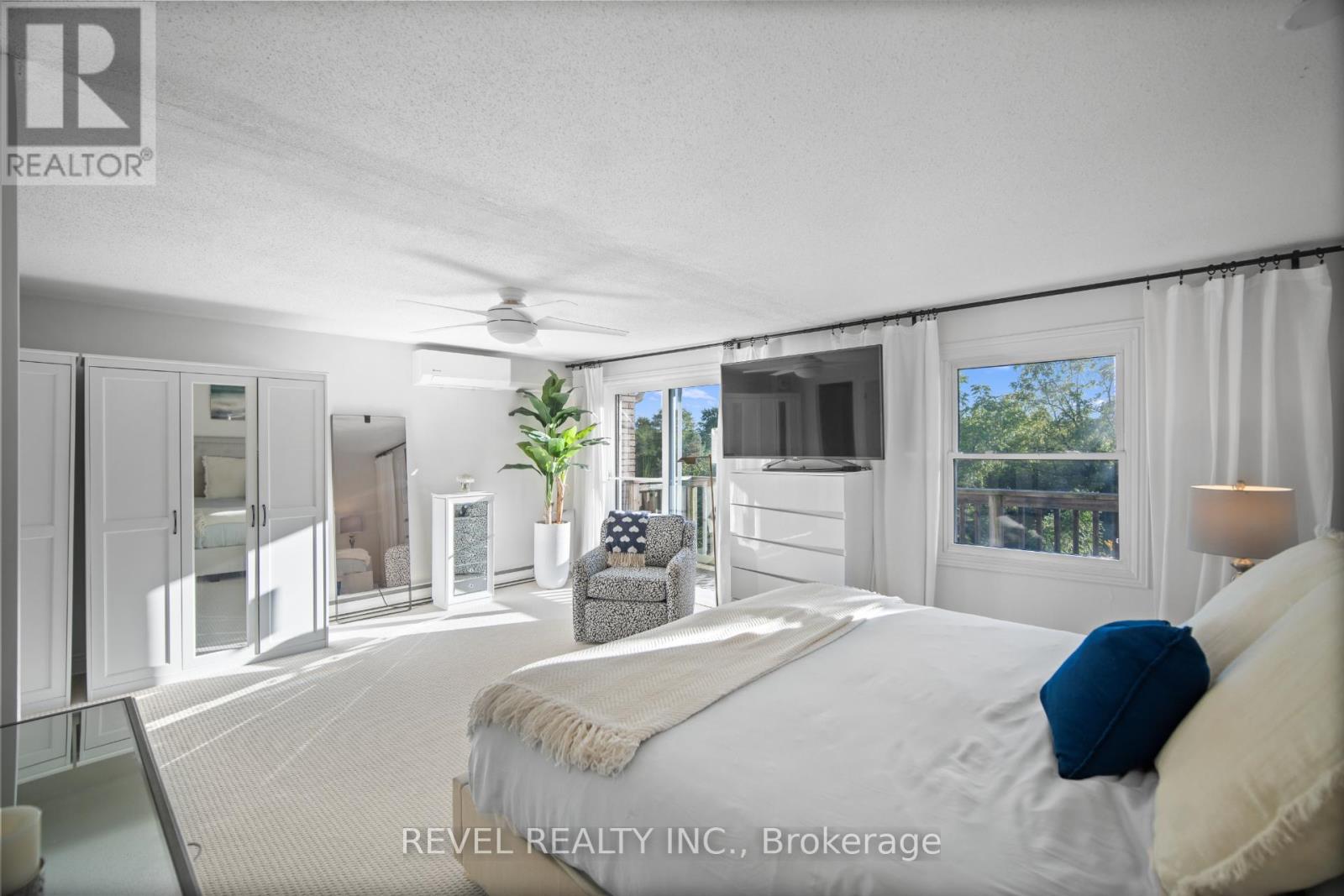 3 - 2058 Brant Street, Burlington, Ontario  L7P 3A6 - Photo 36 - W12733692