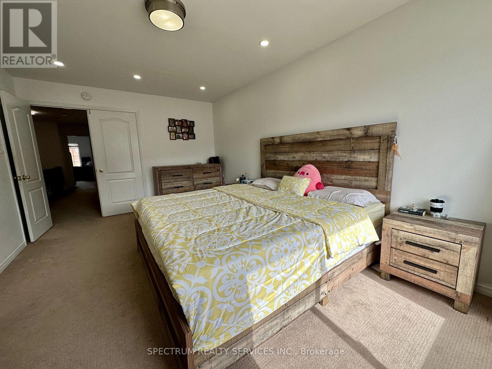 108 - 770 Othello Court, Mississauga, Ontario  L5W 1Y3 - Photo 11 - W12733712