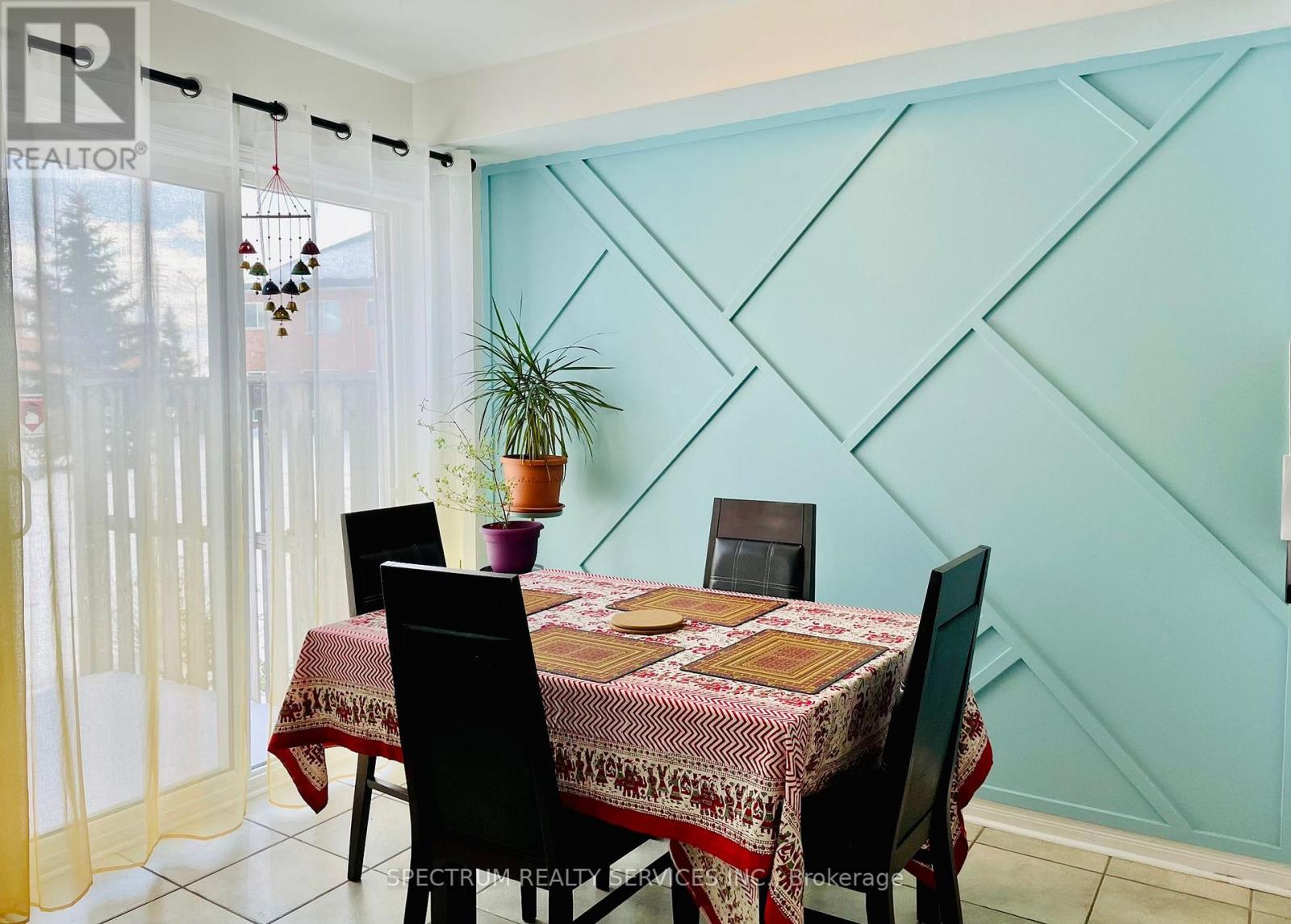 108 - 770 Othello Court, Mississauga, Ontario  L5W 1Y3 - Photo 6 - W12733712