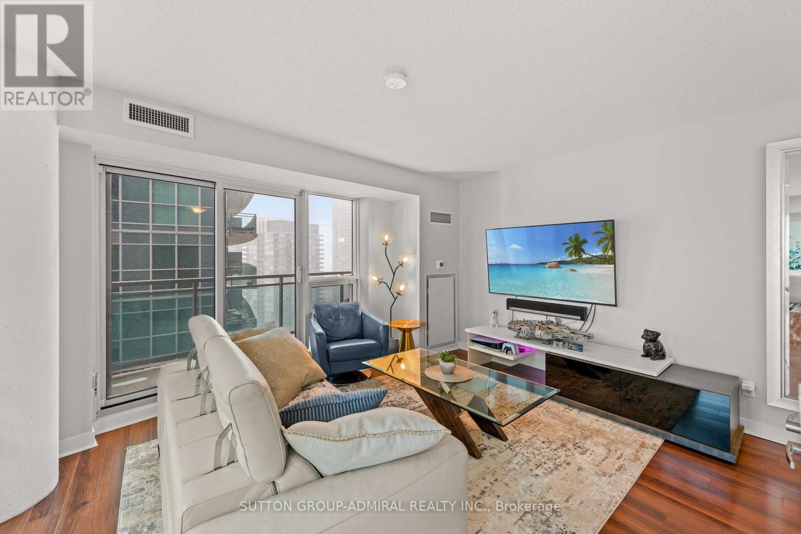 2513 - 155 Legion Road, Toronto, Ontario  M8Y 0A7 - Photo 5 - W12733742