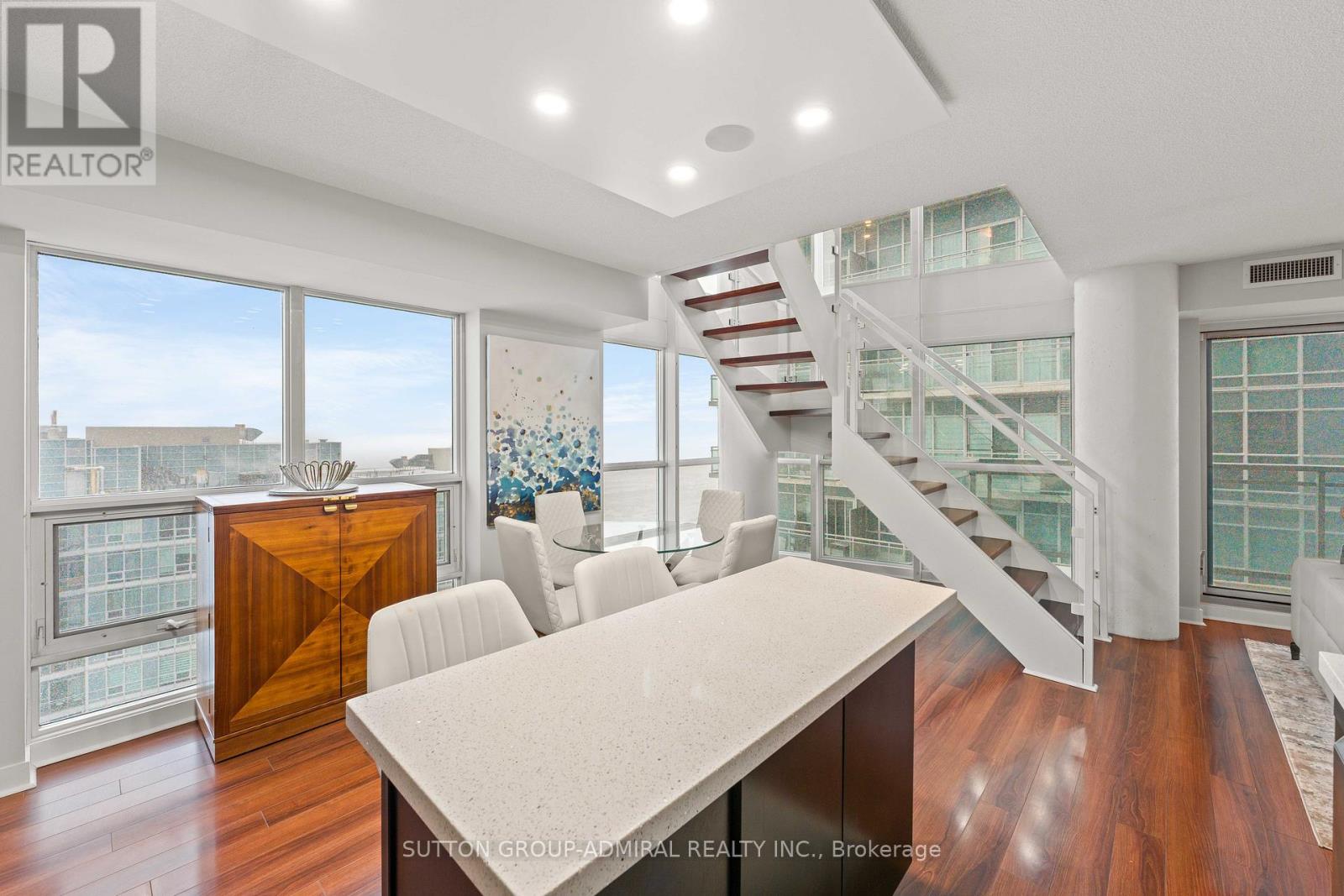 2513 - 155 Legion Road, Toronto, Ontario  M8Y 0A7 - Photo 9 - W12733742