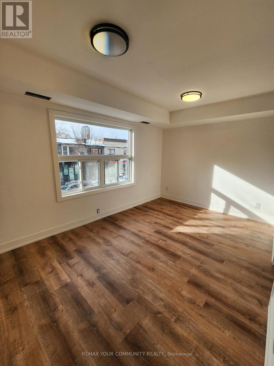 2nd Floor - 983 Dovercourt Road, Toronto, Ontario  M6H 2X6 - Photo 6 - W12733750