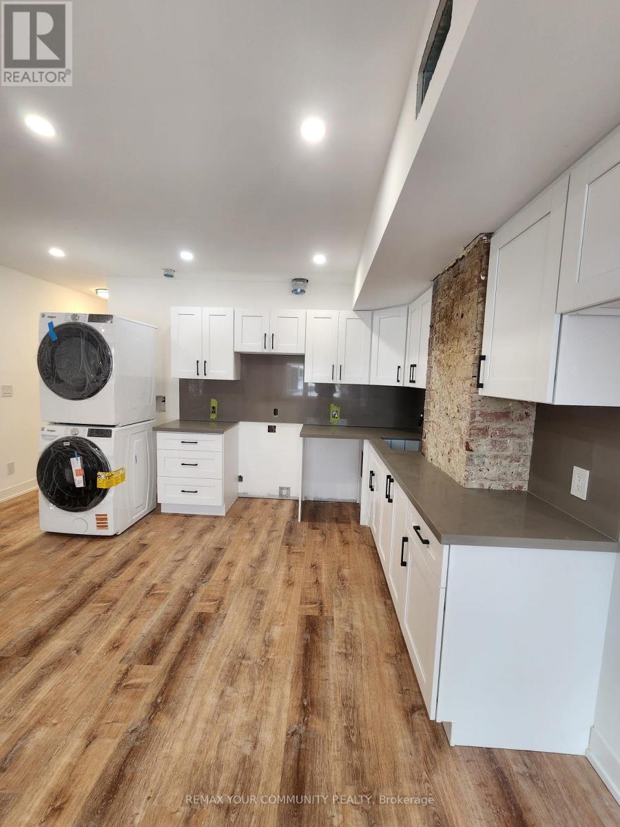 2nd Floor - 983 Dovercourt Road, Toronto, Ontario  M6H 2X6 - Photo 8 - W12733750