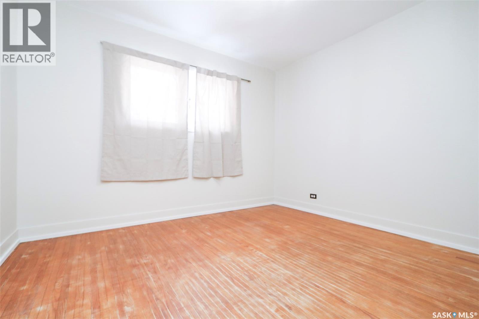 161 First Avenue N, Yorkton, Saskatchewan  S3N 1H8 - Photo 10 - SK027251