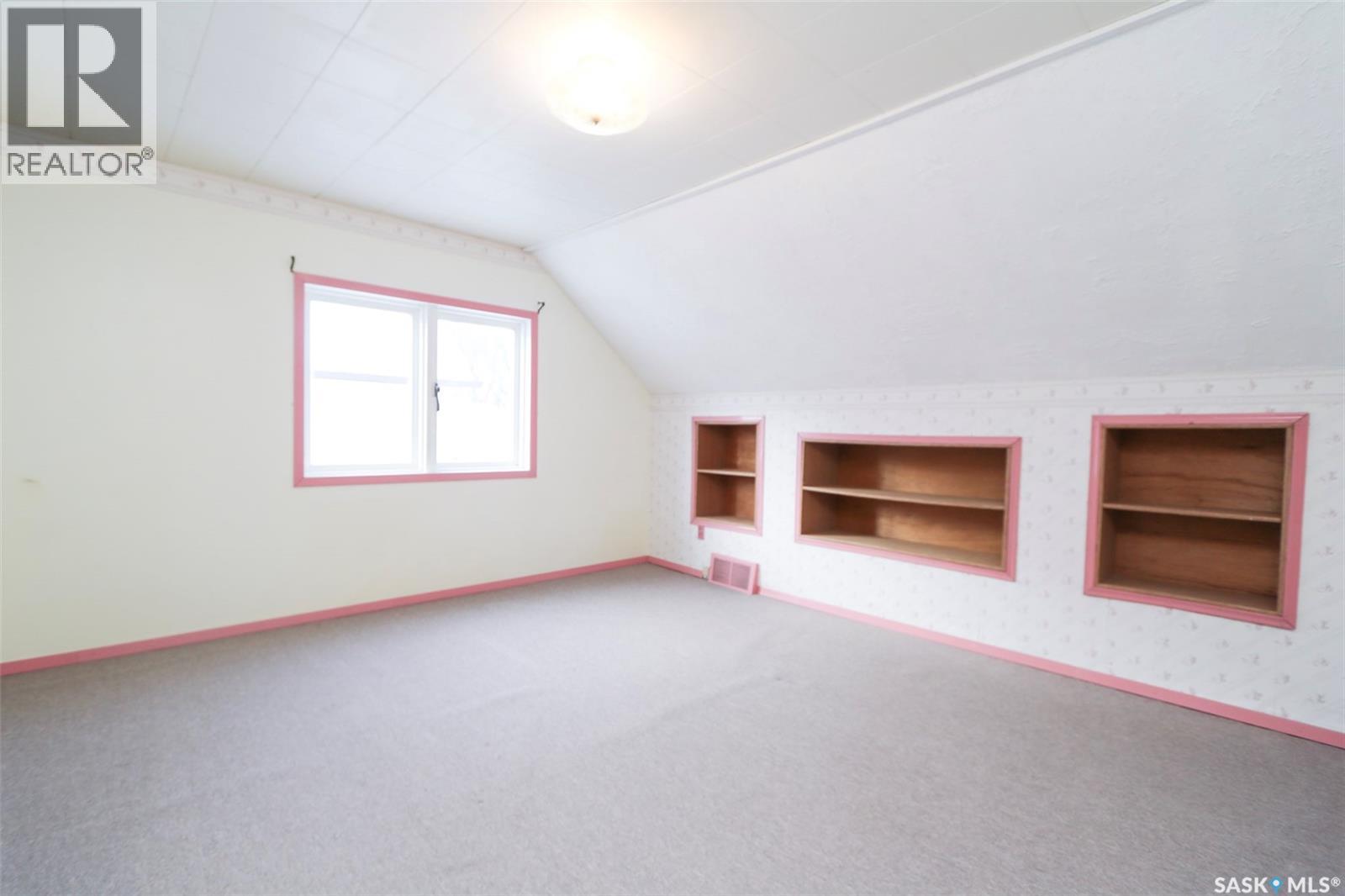 161 First Avenue N, Yorkton, Saskatchewan  S3N 1H8 - Photo 15 - SK027251