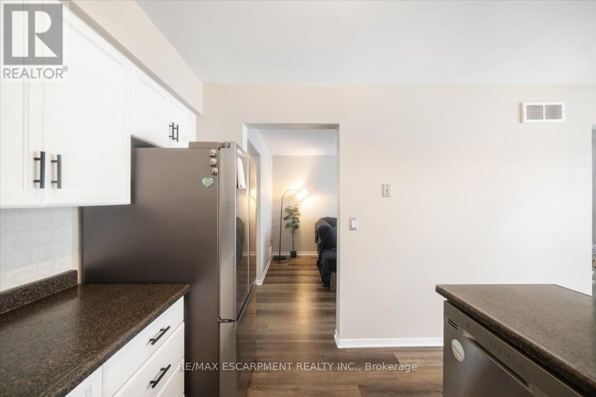 3 - 25 Meadowvale Drive, Pelham, Ontario  L0S 1E4 - Photo 14 - X12733744