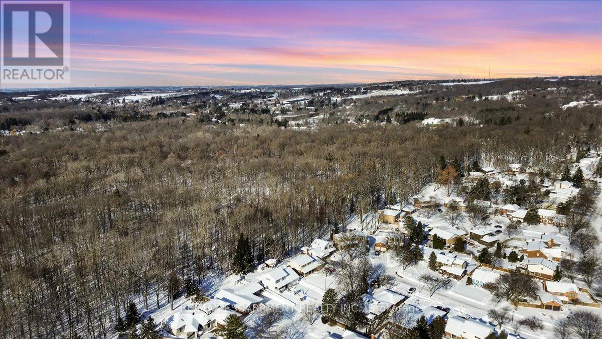 3 - 25 Meadowvale Drive, Pelham, Ontario  L0S 1E4 - Photo 4 - X12733744