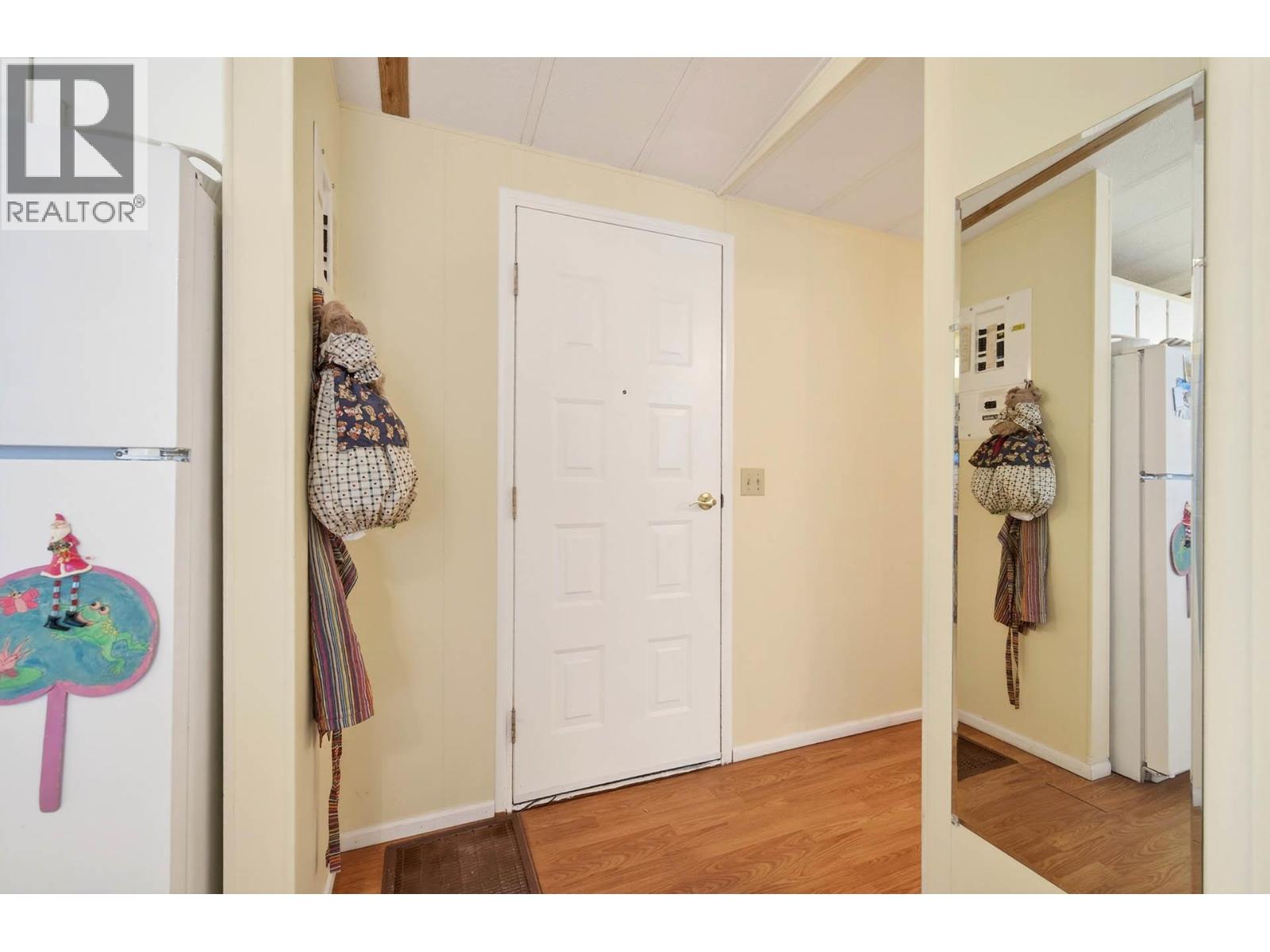 1720 Westsyde Road Unit# 42, Kamloops, British Columbia  V2B 7B7 - Photo 2 - 10373871