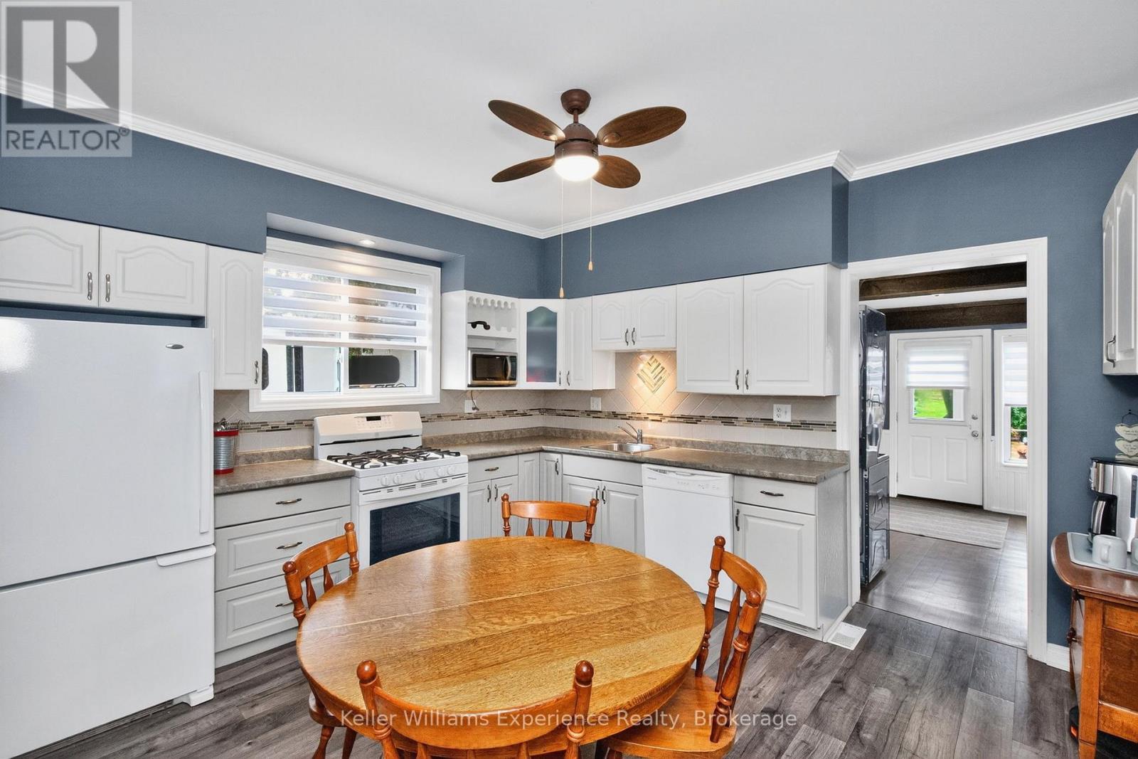 196 Fourth Street, Midland, Ontario  L4R 3T4 - Photo 4 - S12733802