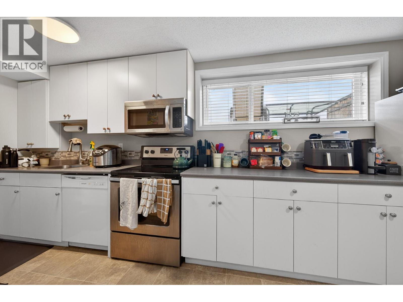 2331 Briarwood Avenue, Kamloops, British Columbia  V2B 4Z6 - Photo 19 - 10373973