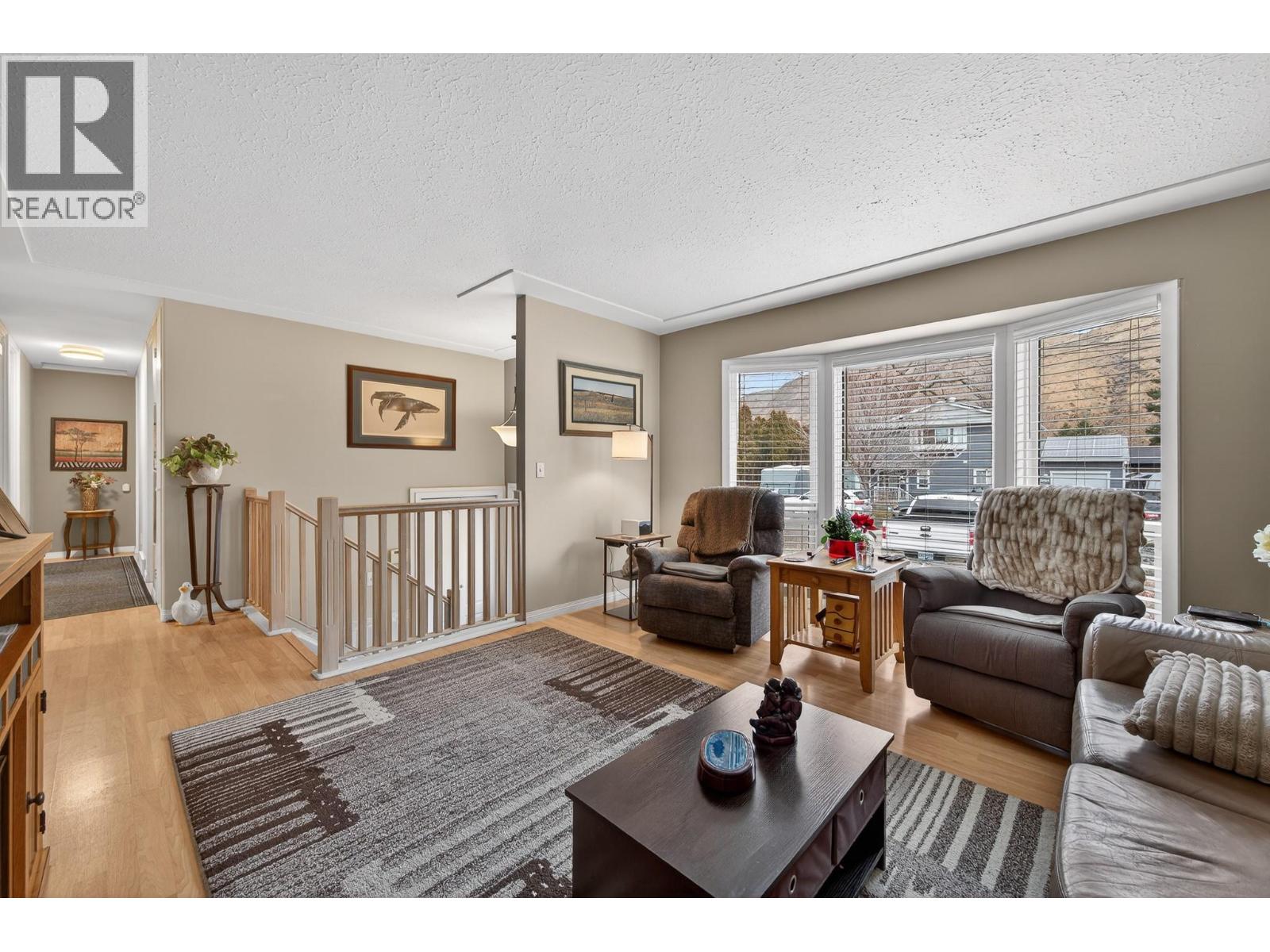 2331 Briarwood Avenue, Kamloops, British Columbia  V2B 4Z6 - Photo 5 - 10373973