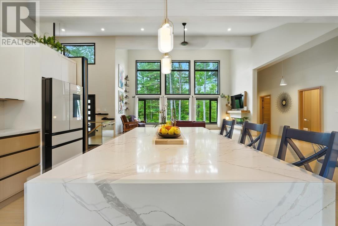 4223 Queen St, Sault Ste. Marie, Ontario  P6A 5K9 - Photo 22 - SM253507