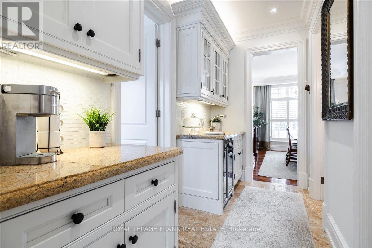 347 Chartwell Road, Oakville, Ontario  L6J 4A2 - Photo 12 - W12733832