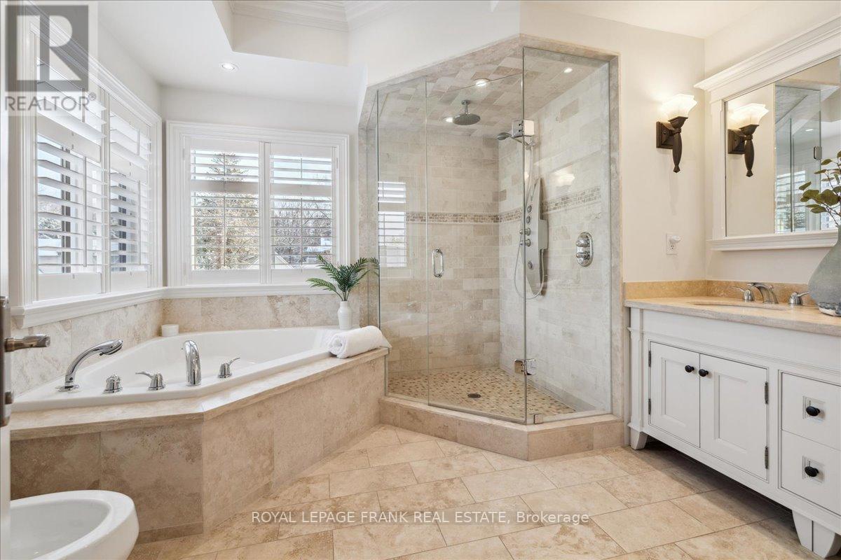 347 Chartwell Road, Oakville, Ontario  L6J 4A2 - Photo 23 - W12733832