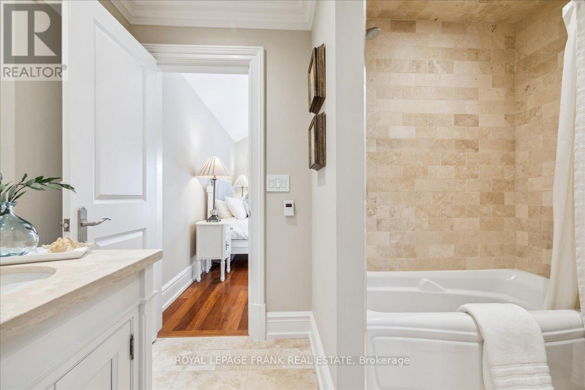 347 Chartwell Road, Oakville, Ontario  L6J 4A2 - Photo 29 - W12733832