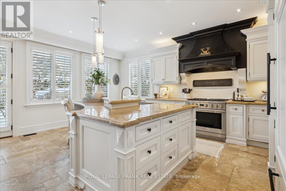 347 Chartwell Road, Oakville, Ontario  L6J 4A2 - Photo 6 - W12733832