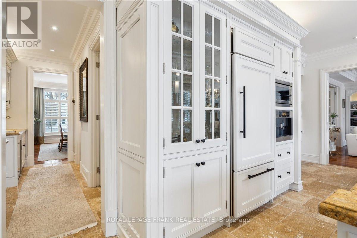 347 Chartwell Road, Oakville, Ontario  L6J 4A2 - Photo 8 - W12733832