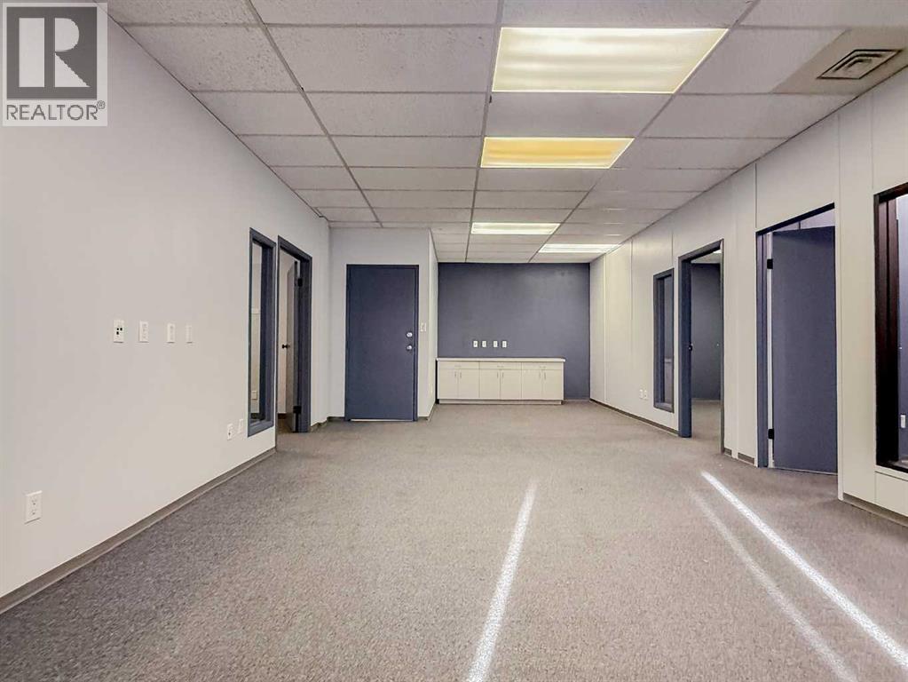 201, 9914 109 Avenue, Grande Prairie, Alberta  T8V 1R6 - Photo 4 - A2259128