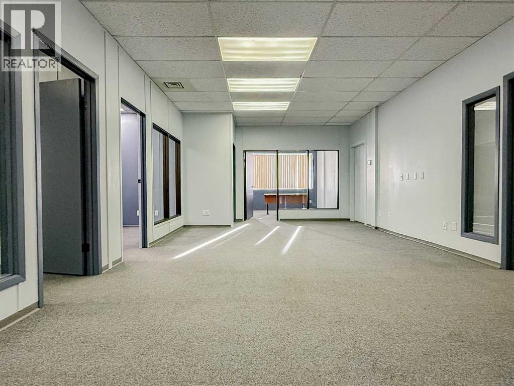 201, 9914 109 Avenue, Grande Prairie, Alberta  T8V 1R6 - Photo 2 - A2259128