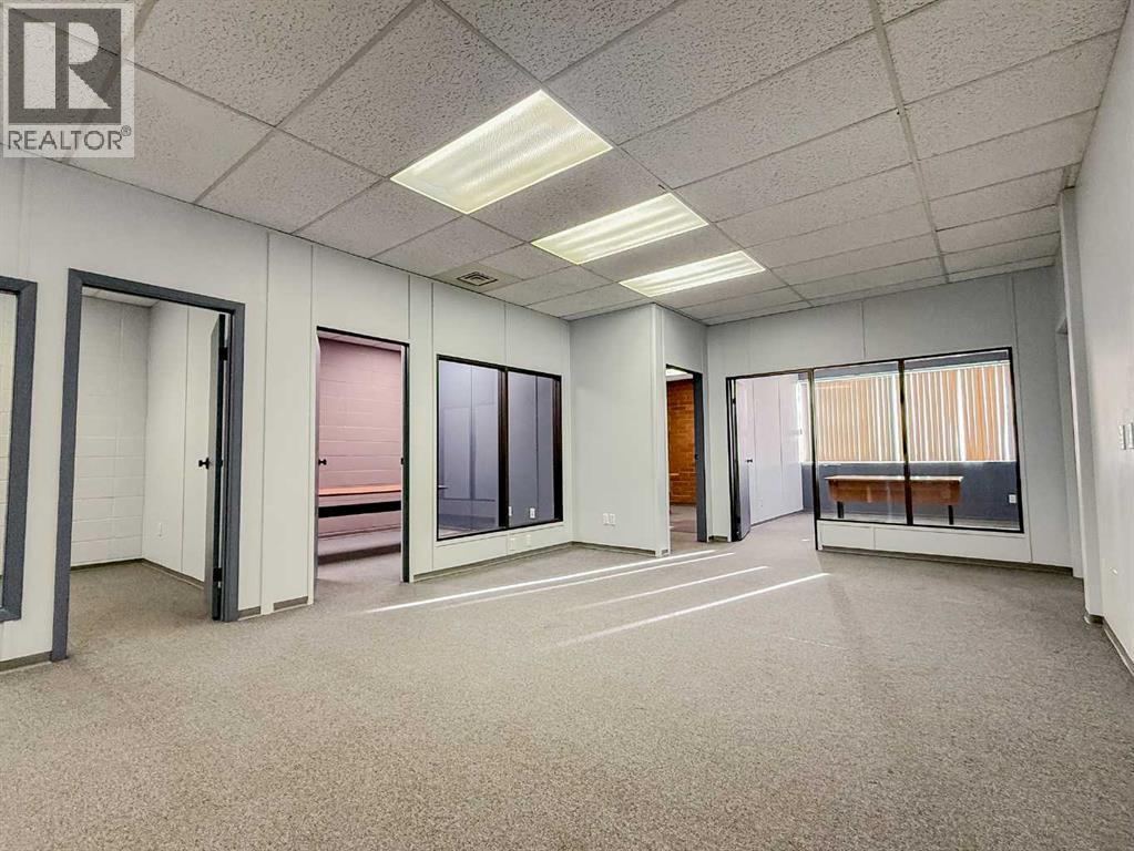 201, 9914 109 Avenue, Grande Prairie, Alberta  T8V 1R6 - Photo 3 - A2259128