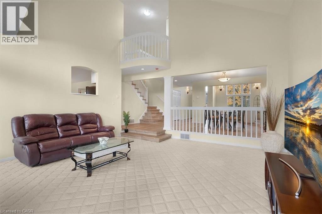 90 Westlawn Drive, Hamilton, Ontario  L9B 2K9 - Photo 8 - 40785034