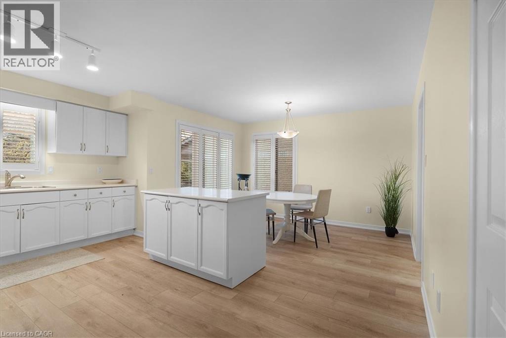 90 Westlawn Drive, Hamilton, Ontario  L9B 2K9 - Photo 11 - 40785034