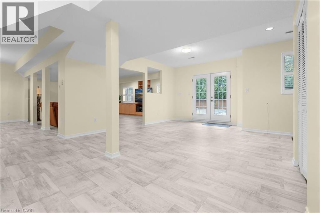 90 Westlawn Drive, Hamilton, Ontario  L9B 2K9 - Photo 31 - 40785034