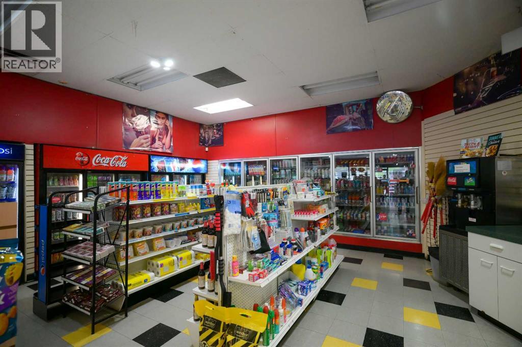 205 3 Avenue, Cochrane, Alberta  T4C 1B8 - Photo 8 - A2271214