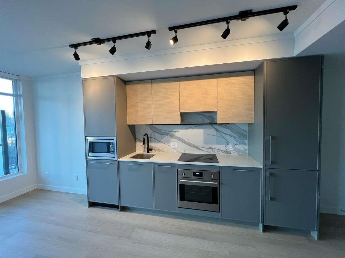 507 13725 George Junction, Surrey, British Columbia  V3T 0V7 - Photo 1 - R3083848