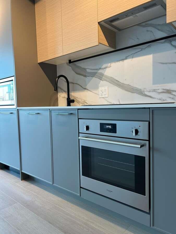 507 13725 George Junction, Surrey, British Columbia  V3T 0V7 - Photo 2 - R3083848