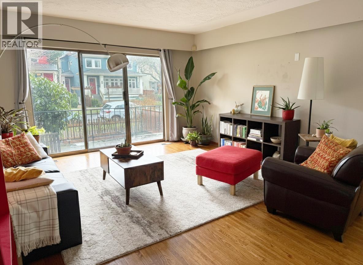 1203 E 13th Avenue, Vancouver, British Columbia  V5T 2M2 - Photo 8 - R3083664