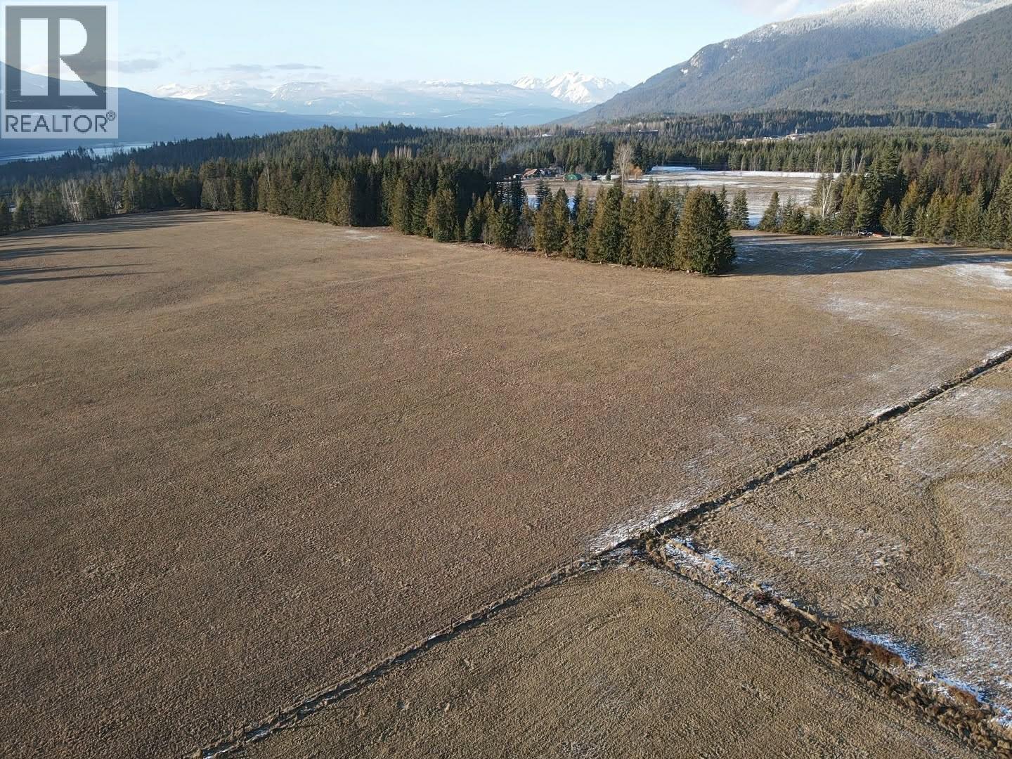 252 Church Hill Road, Nakusp, British Columbia  V0G 1R1 - Photo 4 - 10373156