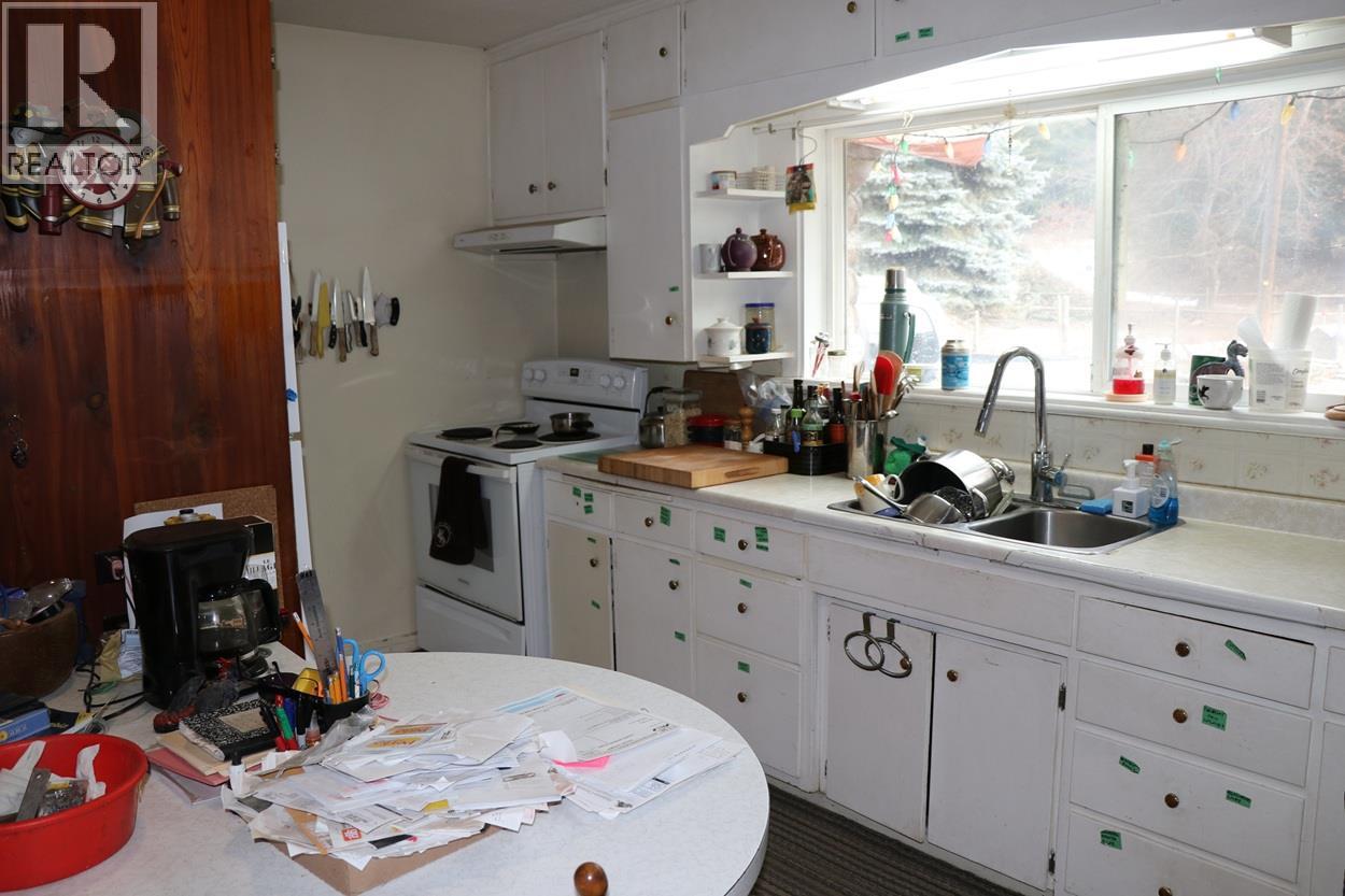 252 Church Hill Road, Nakusp, British Columbia  V0G 1R1 - Photo 15 - 10373156