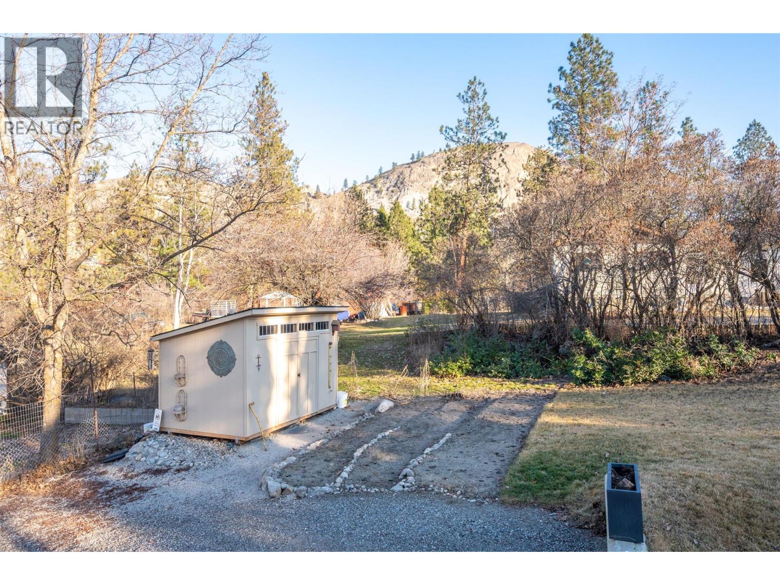 1149 Maple Street, Okanagan Falls, British Columbia  V0H 1R2 - Photo 35 - 10373983