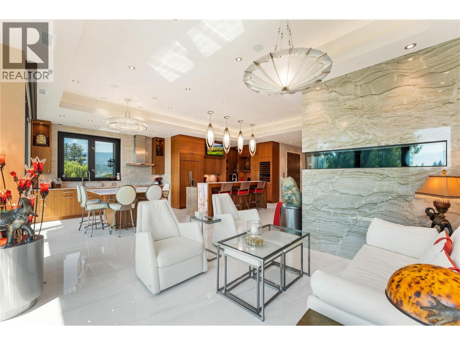 2245 Abbott Street Unit# 301, Kelowna, British Columbia  V1Y 1E2 - Photo 19 - 10374069