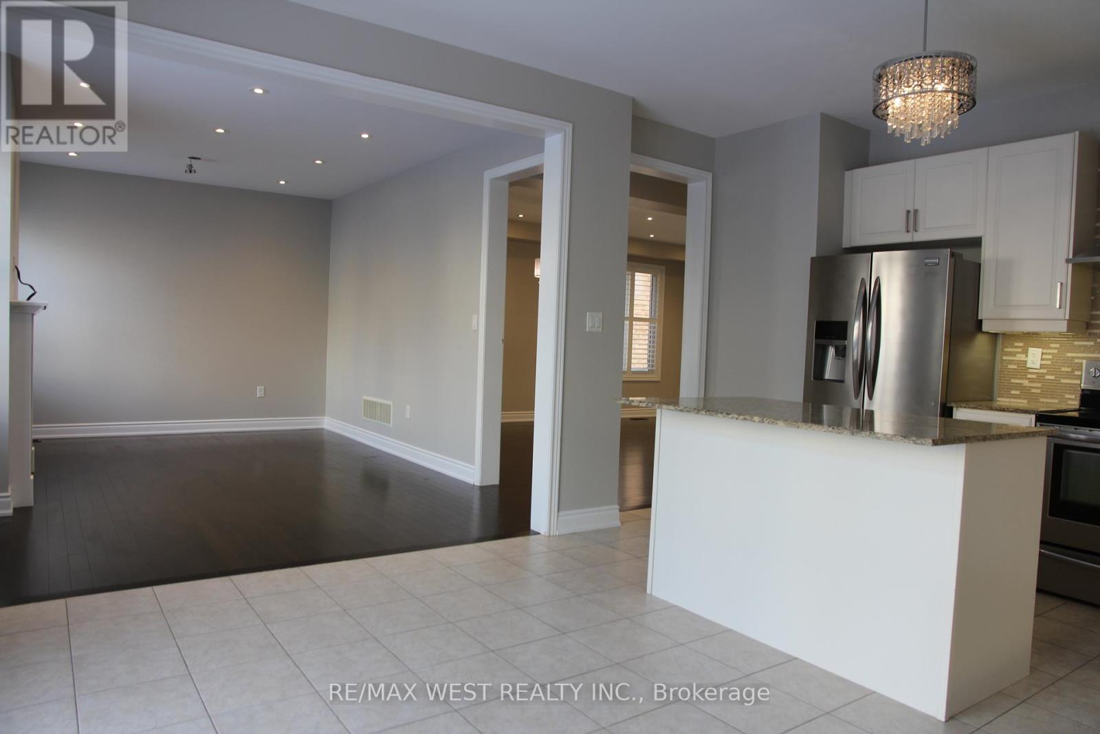 245 Poetry Drive, Vaughan, Ontario  L4H 3W5 - Photo 10 - N12733252