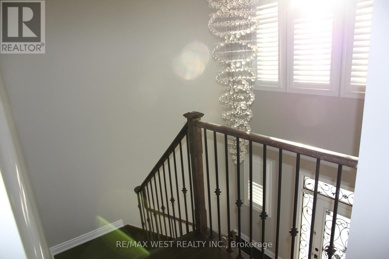 245 Poetry Drive, Vaughan, Ontario  L4H 3W5 - Photo 11 - N12733252