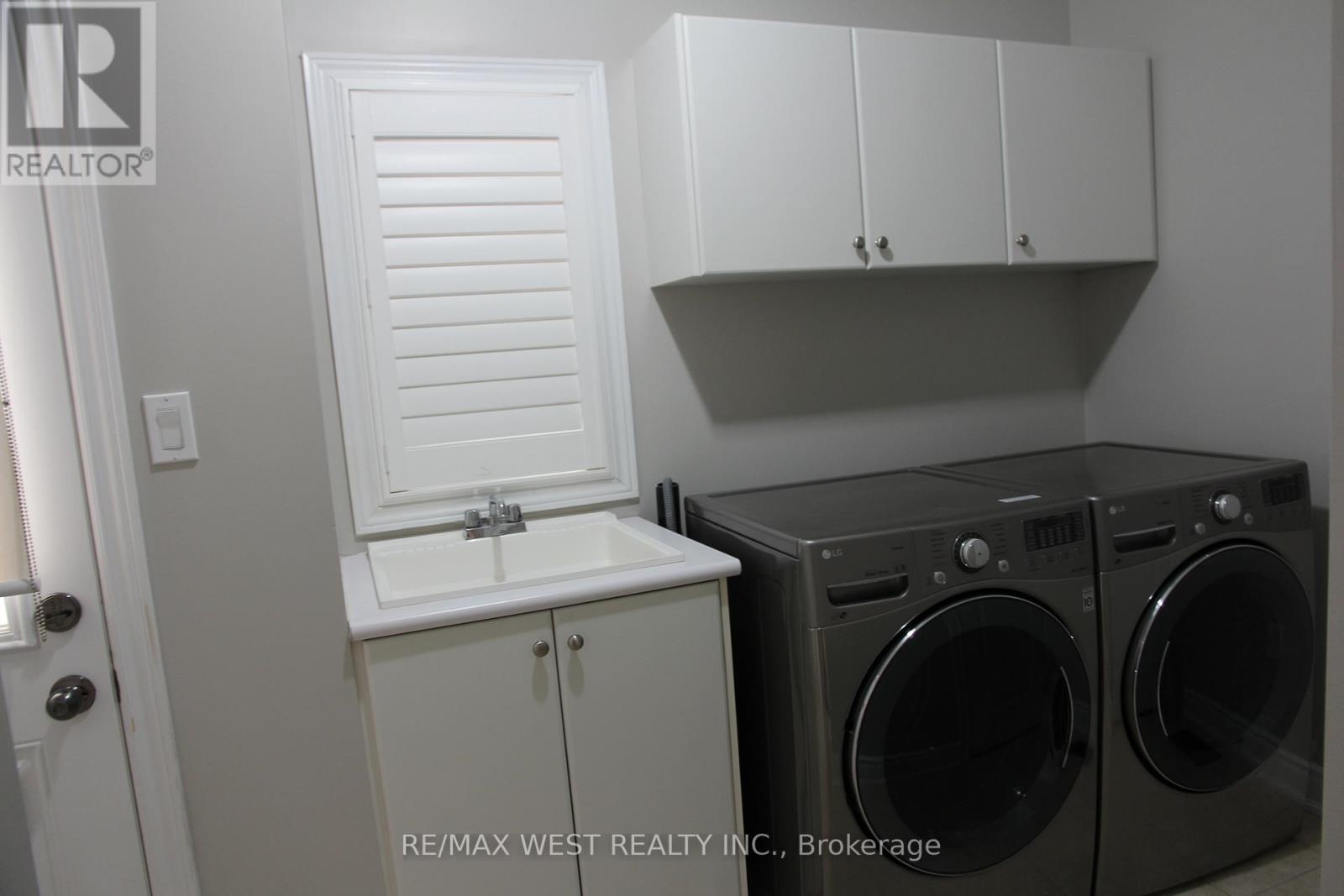 245 Poetry Drive, Vaughan, Ontario  L4H 3W5 - Photo 5 - N12733252