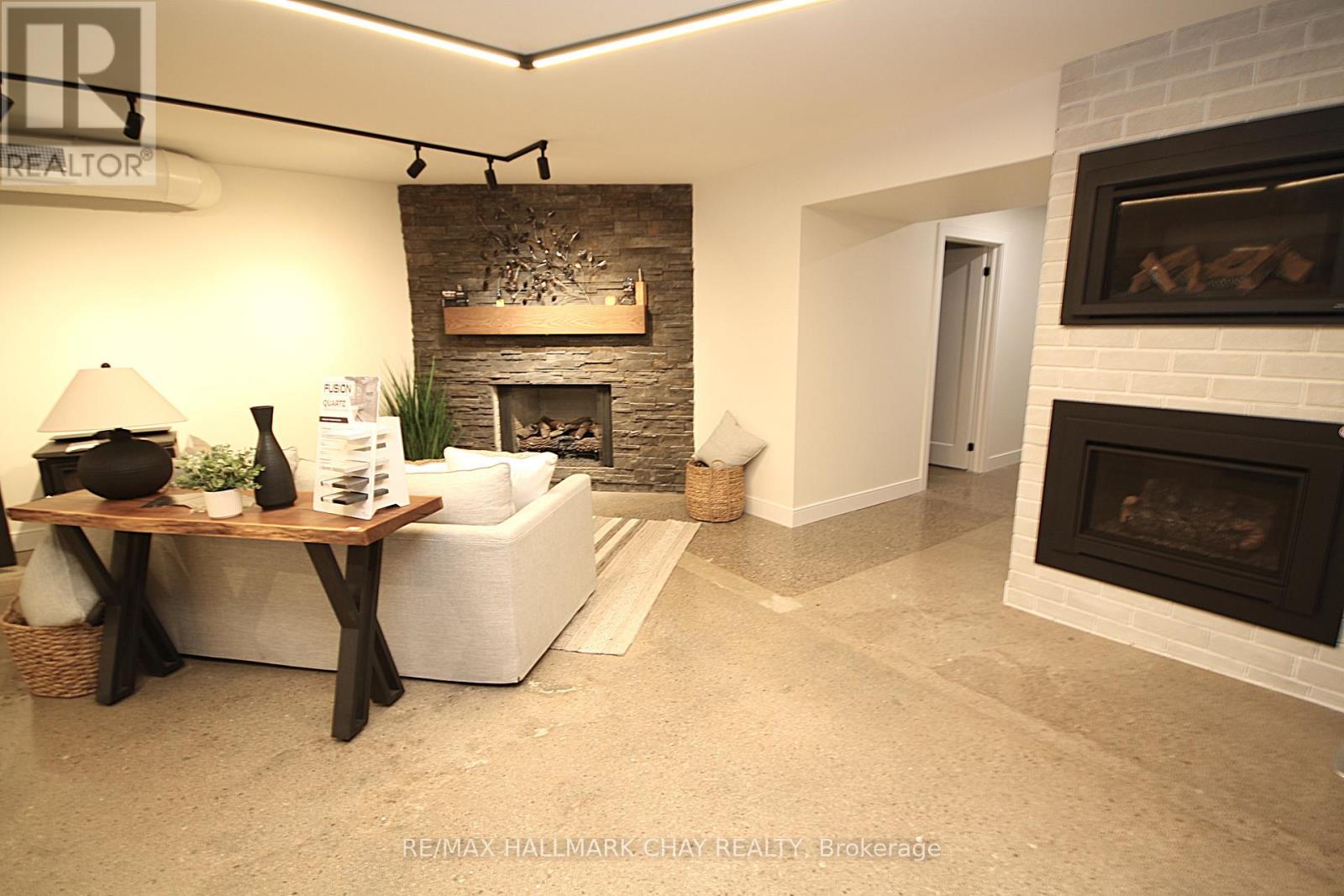 58 Queen St Street W, Springwater, Ontario  L0L 1P0 - Photo 9 - S12647072