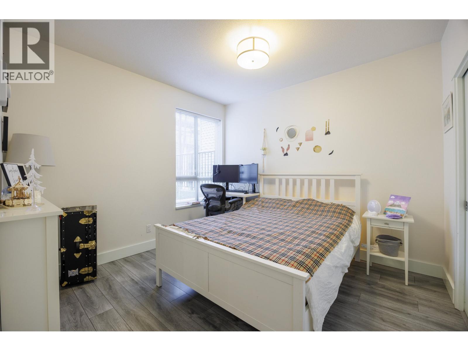 210 7478 Byrne Park Walk, Burnaby, British Columbia  V3N 0B5 - Photo 8 - R3083797